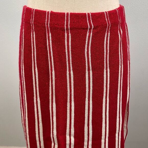 Vintage Savion Sweater and Matching Skirt Size 10 - Picture 9 of 12